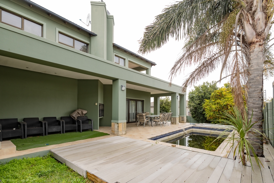 4 Bedroom Property for Sale in Haasendal Western Cape